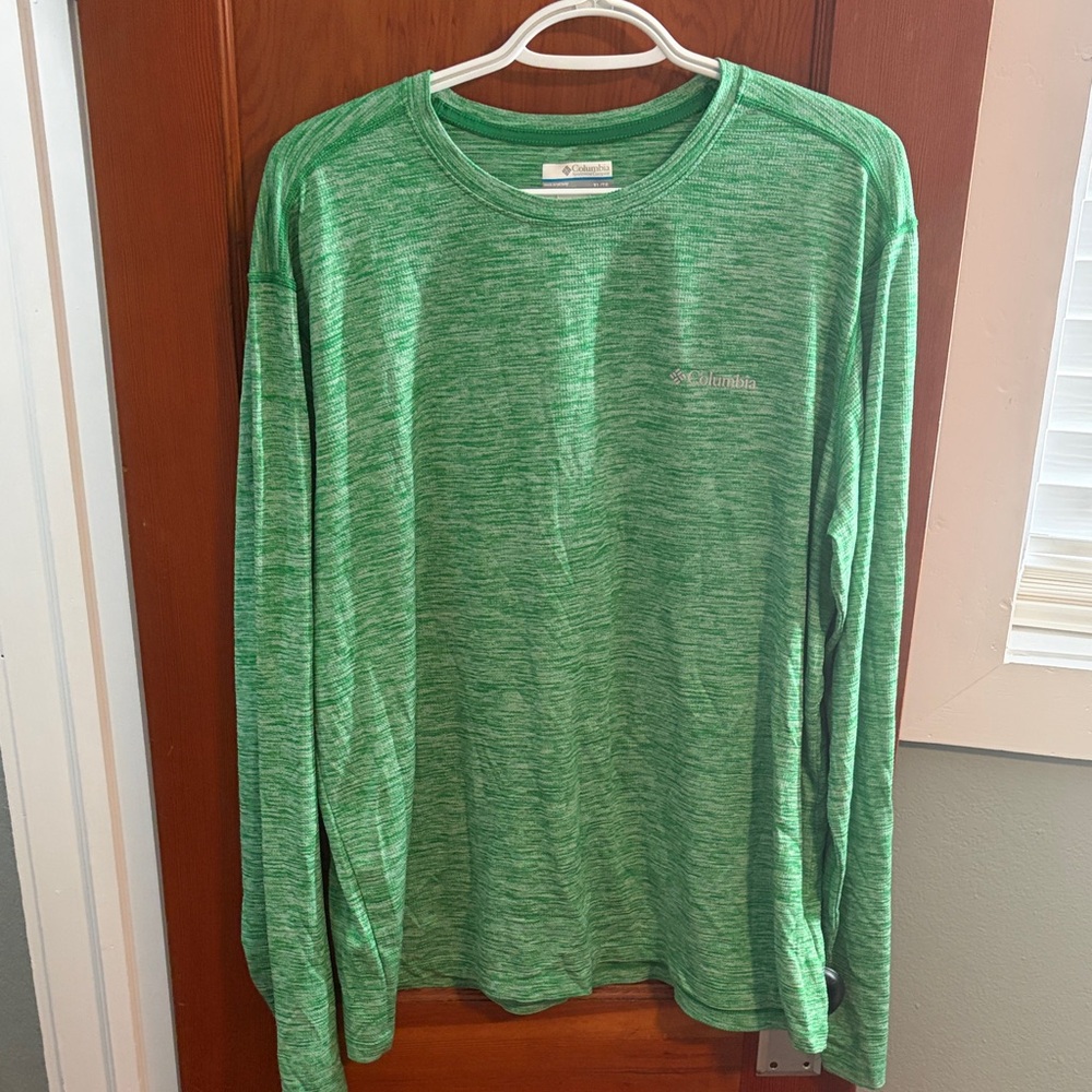 Columbia Men's Heathered Green Long Sleeve Tee